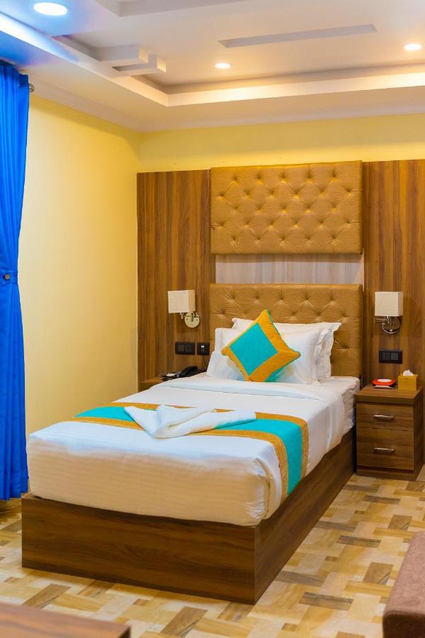 Grand Yak Boutique Hotel Kathmandu Exteriör bild