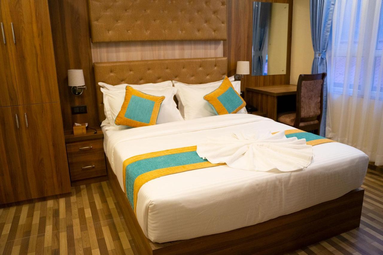 Grand Yak Boutique Hotel Kathmandu Exteriör bild